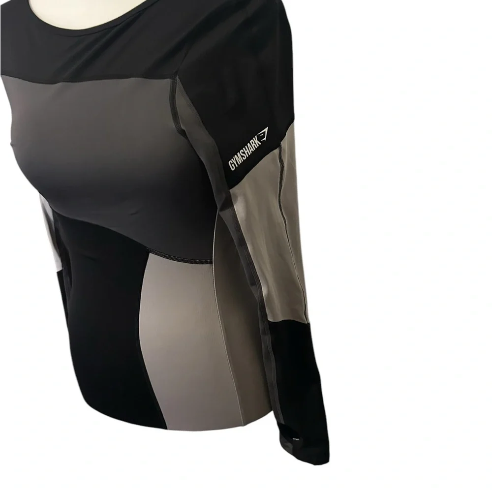 Gymshark black long sleeve - Picture 7 of 10